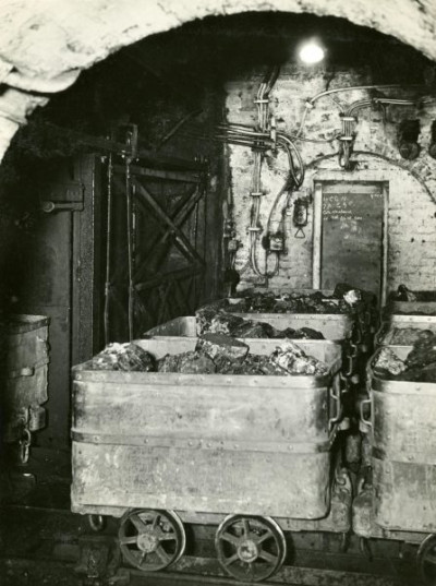 Ashington Coal Company: Coal Tubs Full Underground, 1900s