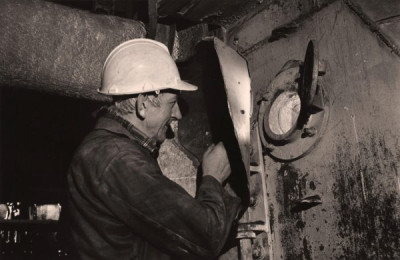 Eastgate Cement Works: Inspecting the Kiln Interior 1991