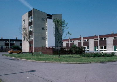 Modern Urban Housing - Peterlee