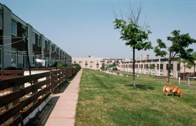 Modern Urban Housing - Peterlee
