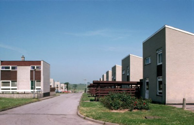 Modern Urban Housing - Peterlee