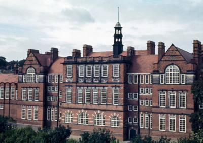 The Municipal School, Valley Bridge Road