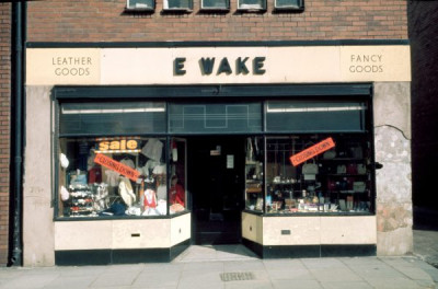 Shop Fronts 32