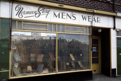 Shop Fronts 34