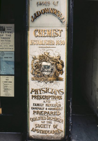Shop Signs, Typography and Decoration 1