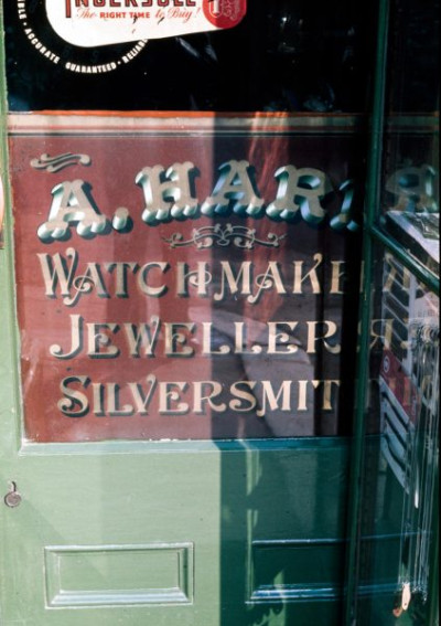 Shop Signs, Typography and Decoration 7