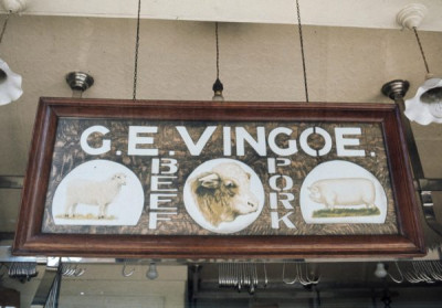 Shop Signs, Typography and Decoration 8