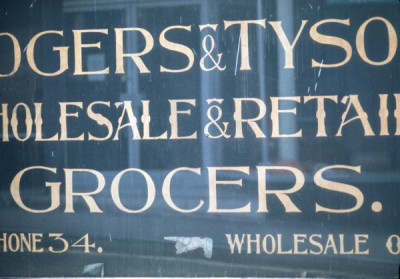 Shop Signs, Typography and Decoration 13