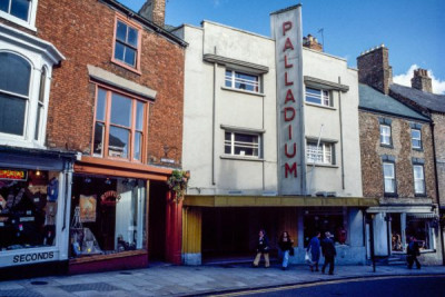 Cinemas 8