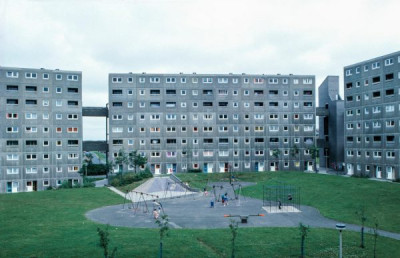Modern Urban Housing - Killingworth