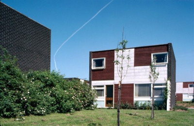 Modern Urban Housing - Peterlee