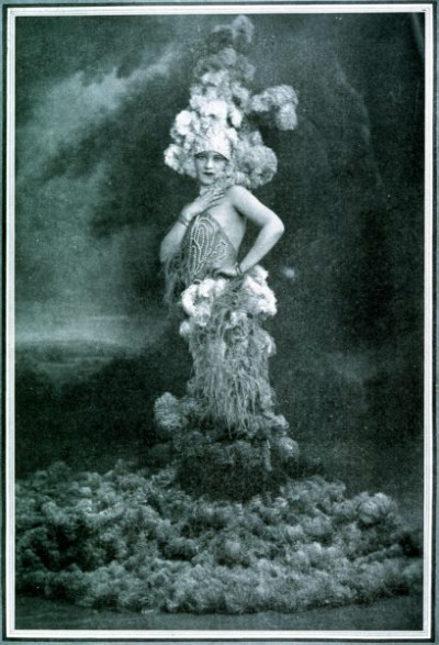 Les Folies Bergere I