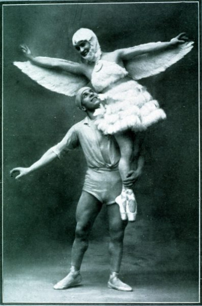 Les Folies Bergere I