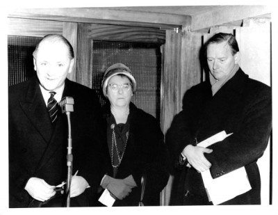 T Dan Smith Archive: RW Elliot MP Opening Heaton Flats, 1960