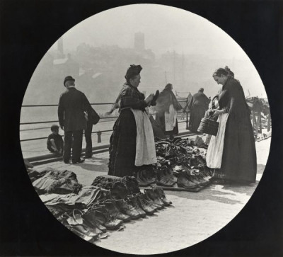 Lee Collection: Quayside Market, Newcastle, c. 1890s