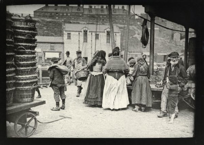 Lee Collection: In Shields Harbour, c. 1890s
