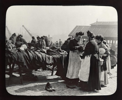 Lee Collection: On the Quay, North Shields, c. 1890s