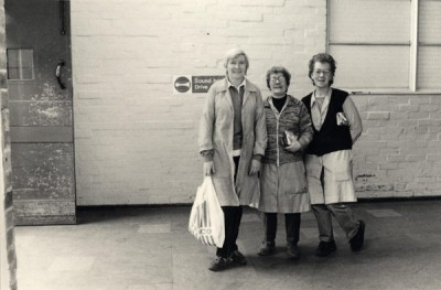 Wills' Factory: Group Portrait, 1986