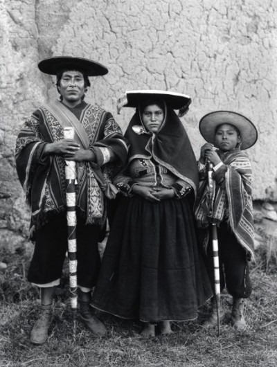 Chambi Collection: Indian “Varayoc” (Mayor) and family; Tinta, Kanchis, c. 1934