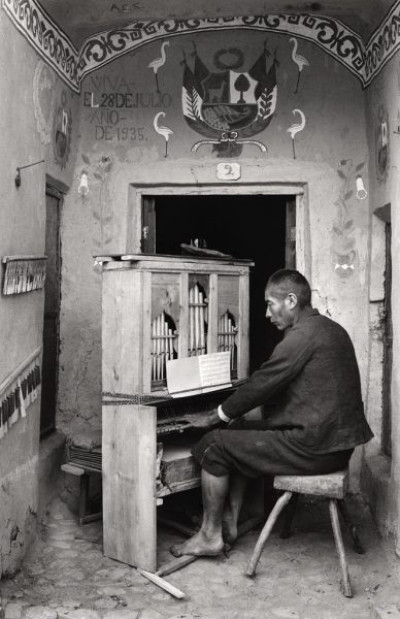 Chambi Collection: Organist, Chapel at Tinta, Kanchis, c. 1934