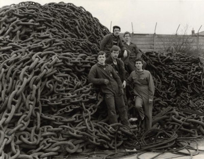 Shipbuilding on the Tyne: Launch Chains, 1983