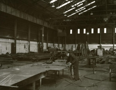 Shipbuilding on the Tyne: Burner, 1983