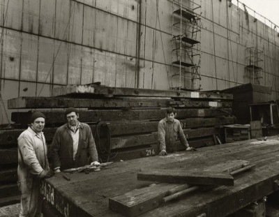 Shipbuilding on the Tyne: Slipways Being Repaired, 1983