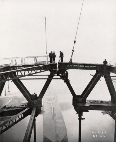 Building the Tyne Bridge: The Arch Closes, 23rd February 1928