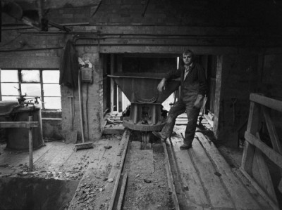 Surviving on Darlington's Shop Floors: Crossleys Bricks, 29th October 1980